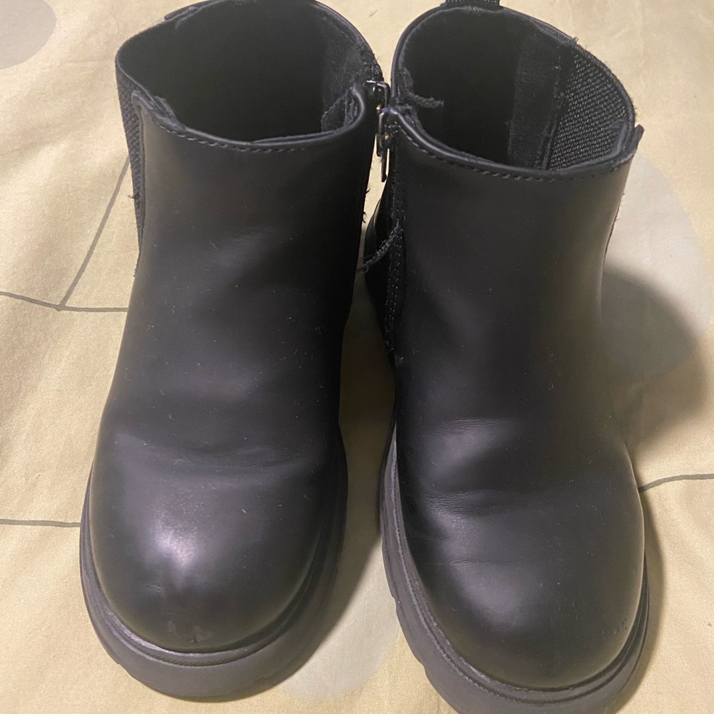 Zara kids black and brown boots